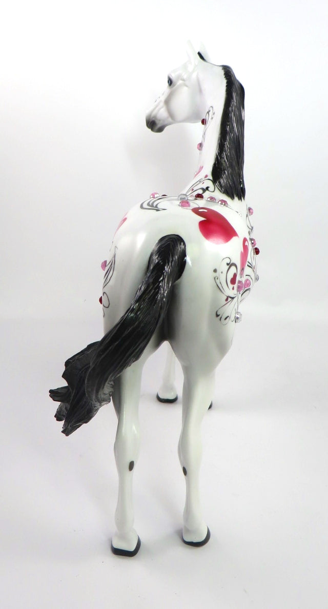 SIR VALENTINO - OOAK- WHITE VALENTINE DECORATOR MORGAN BY DAWN QUICK 1/14/20