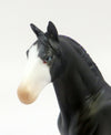 SIR GAWAIN-LE-5 BLACK STANDING DRAFTER CHIP MODEL HORSE KNIGHTS OF THE ROUND TABLE EQ 19