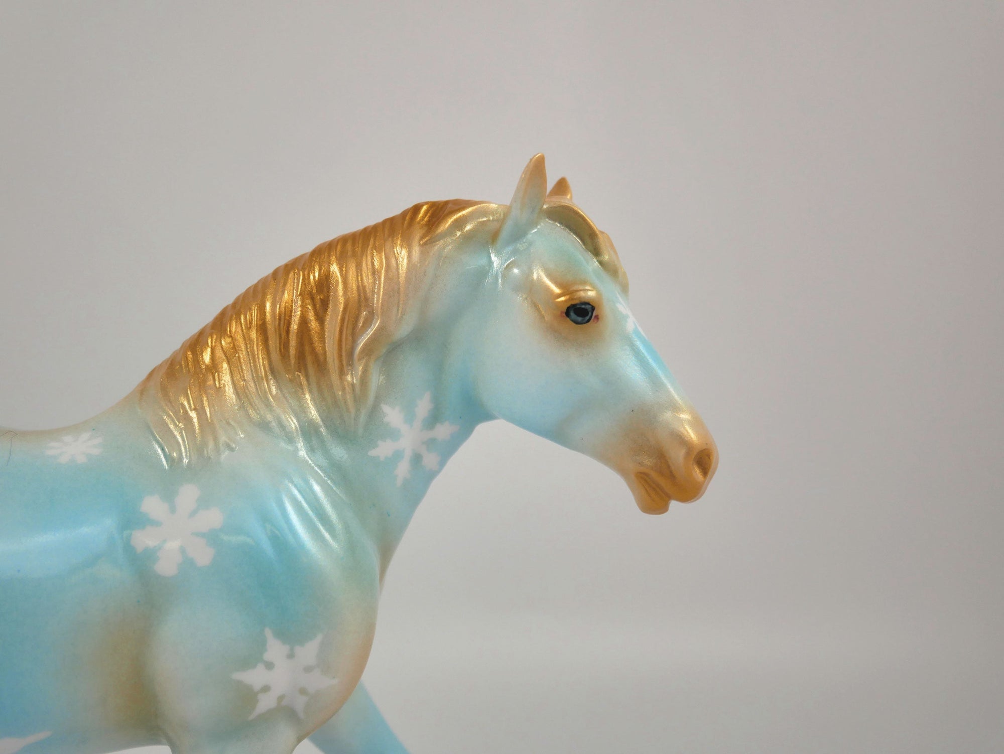 Snow-OOAK Snowflake Trotting Draft Pebbles 12/16/20