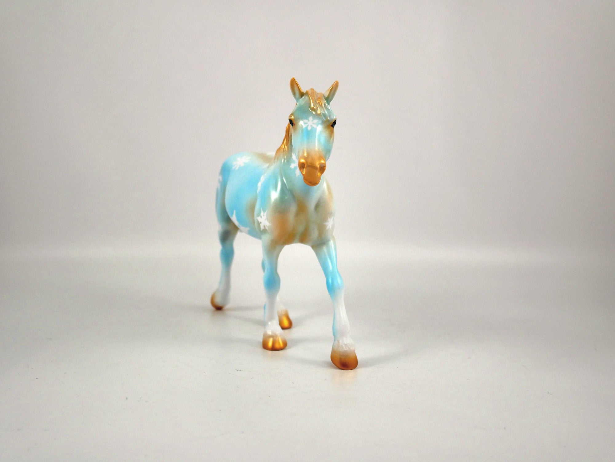 Snow-OOAK Snowflake Trotting Draft Pebbles 12/16/20