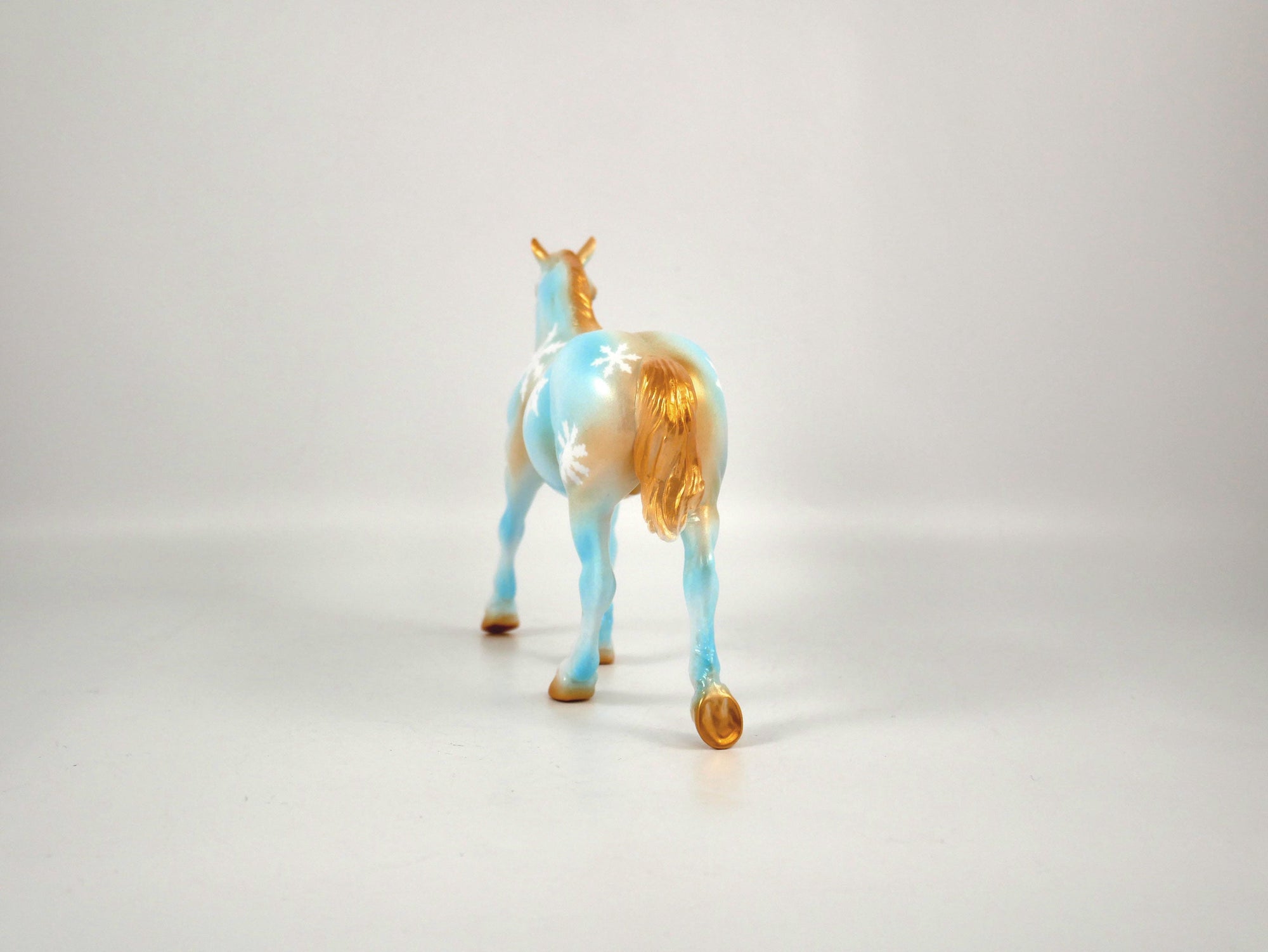 Snow-OOAK Snowflake Trotting Draft Pebbles 12/16/20