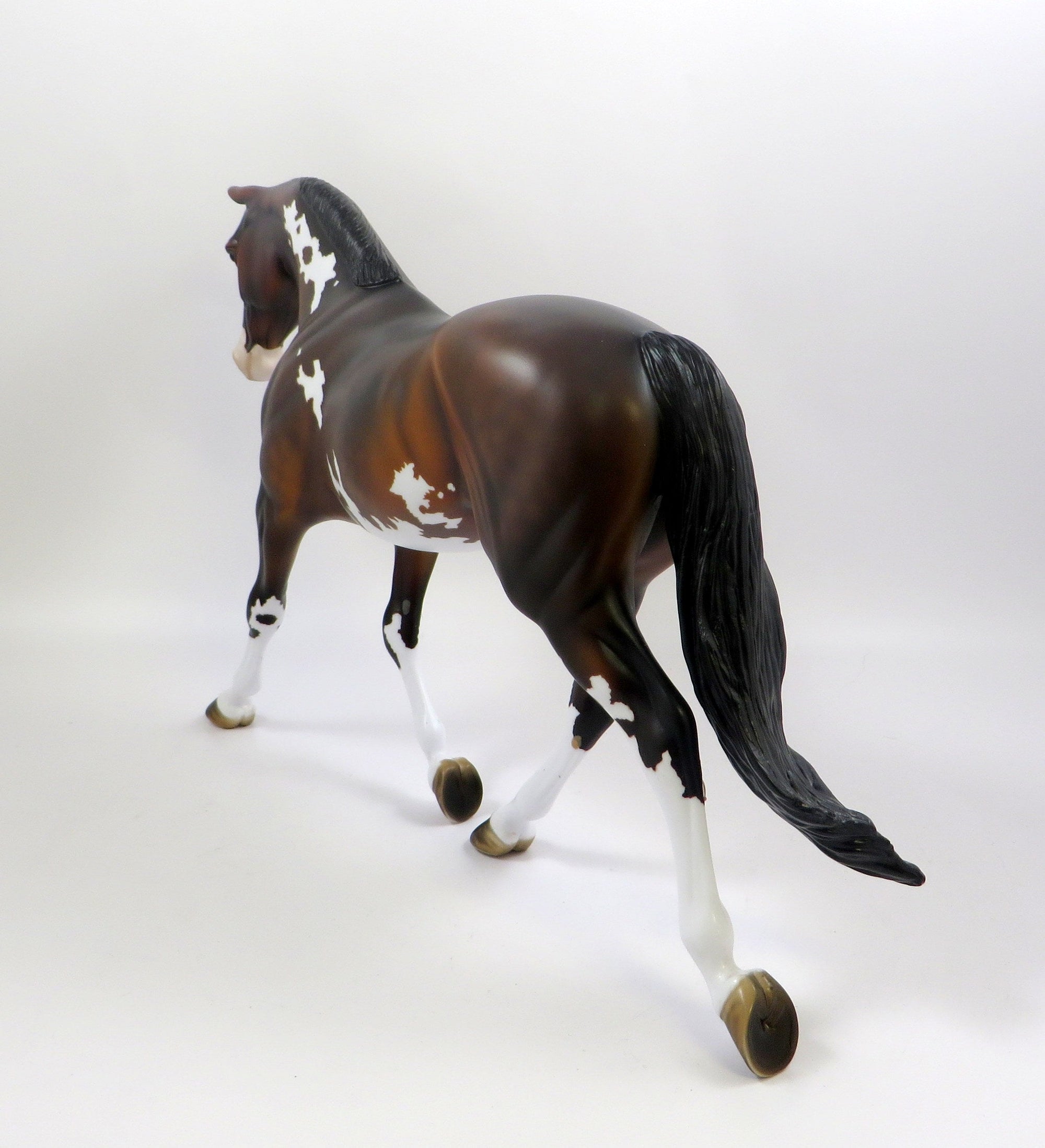 SORCERESS-OOAK BAY PAINT PALOUSE MODEL HORSE EQ 19