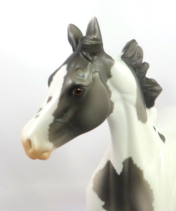 SPECIAL LOVE - LE-4 WHITE PINTO YEARLING MODEL HORSE BY KAYLA WESSE SB20