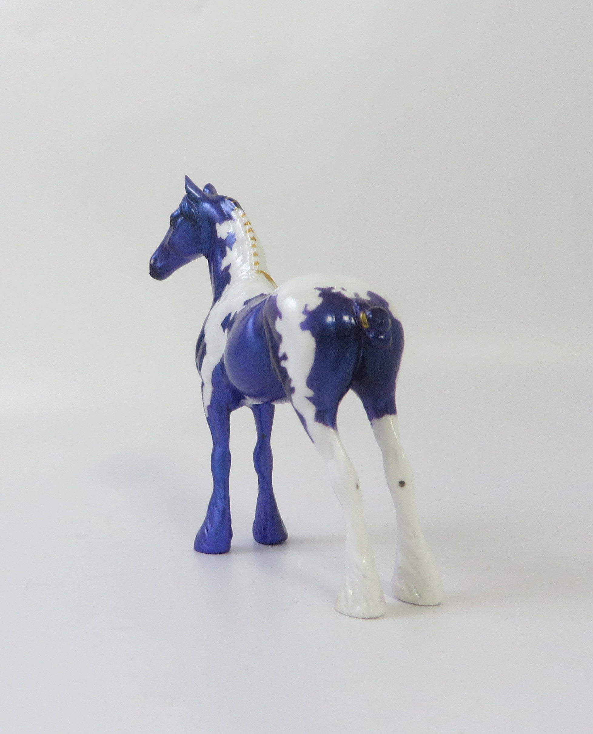 STANDING DRAFT AMETHYST CHIP MODEL HORSE EQ 19