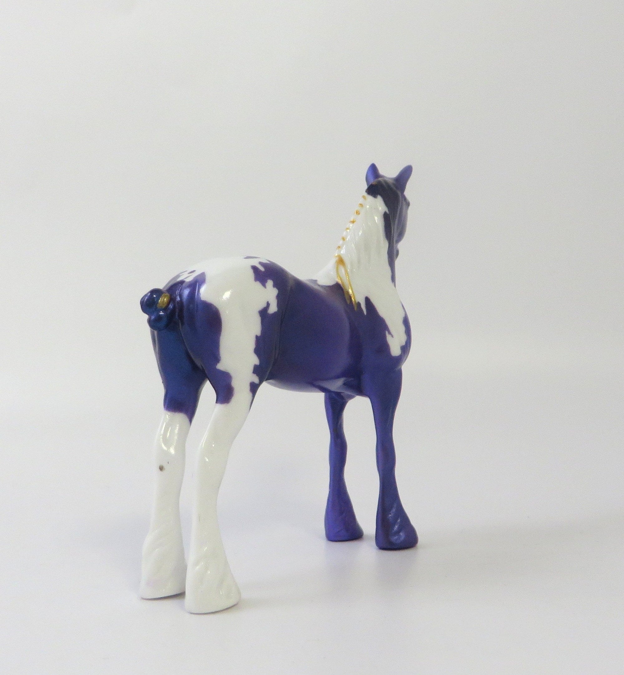 STANDING DRAFT AMETHYST CHIP MODEL HORSE EQ 19