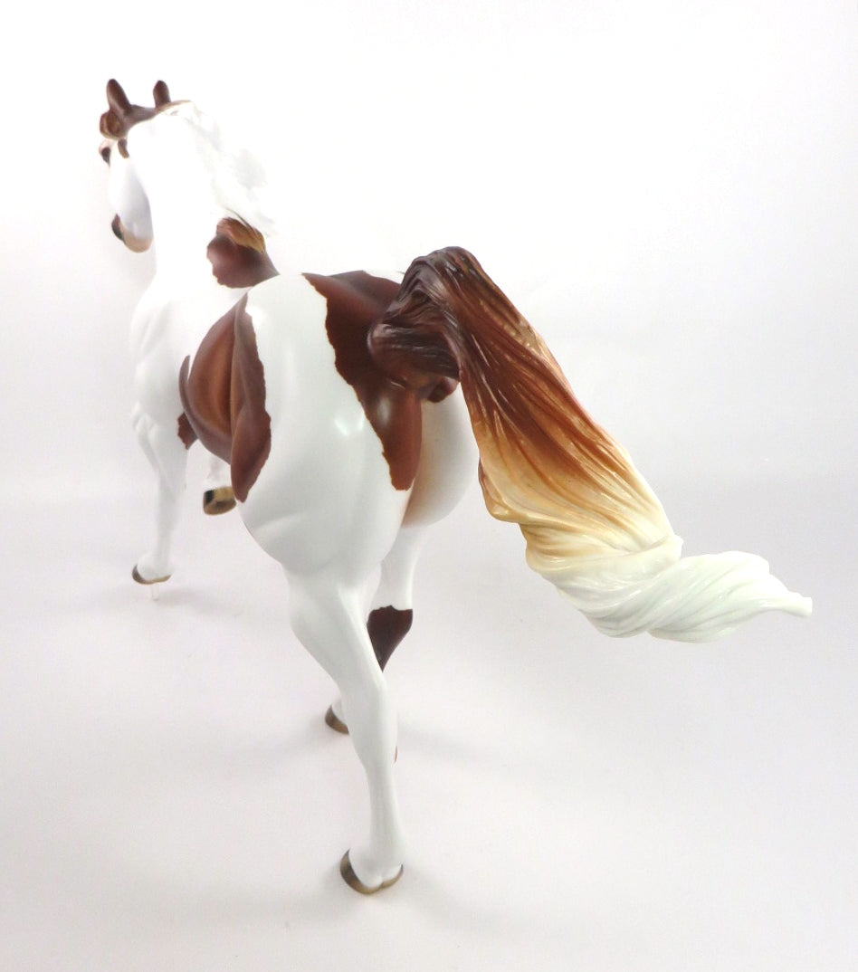 STRAIGHT ARM - OOAK DAPPLE CHESTUT PINTO FOUNDATION QUARTER HORSE WITH PEG BY AUDREY DIXON SB20