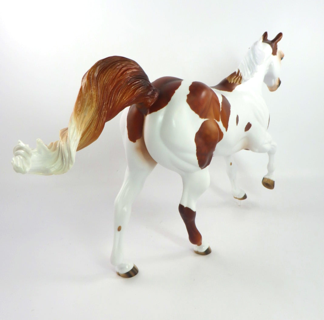 STRAIGHT ARM - OOAK DAPPLE CHESTUT PINTO FOUNDATION QUARTER HORSE WITH PEG BY AUDREY DIXON SB20