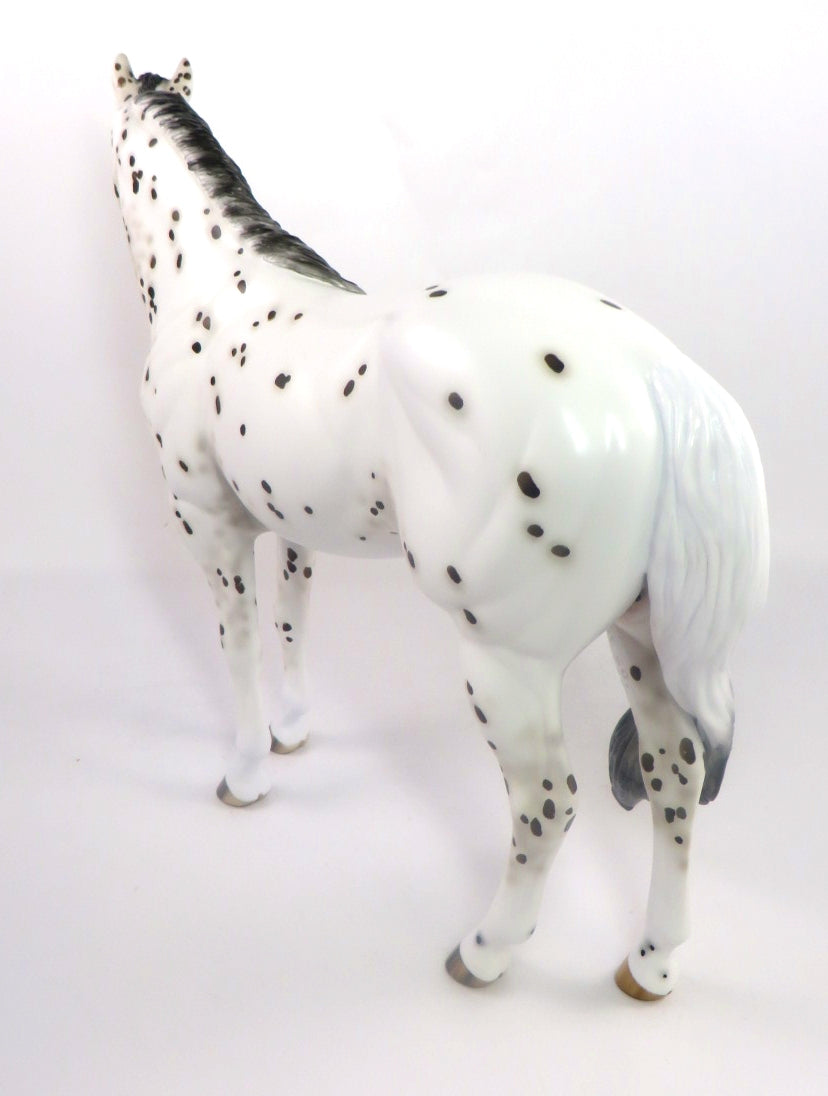 SURE LOOK IT - OOAK BAY LEOPARD ISH MODEL HORSE BY SHERYL LEISURE SB20