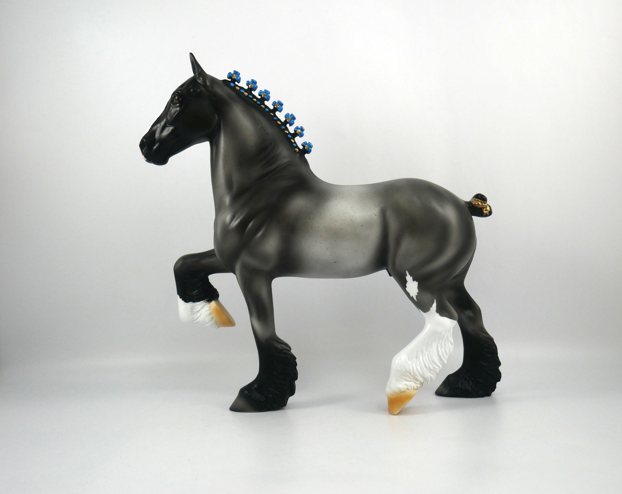 Sweetie Pie-Roan Trotting Draft  Model Horse 1/20/21