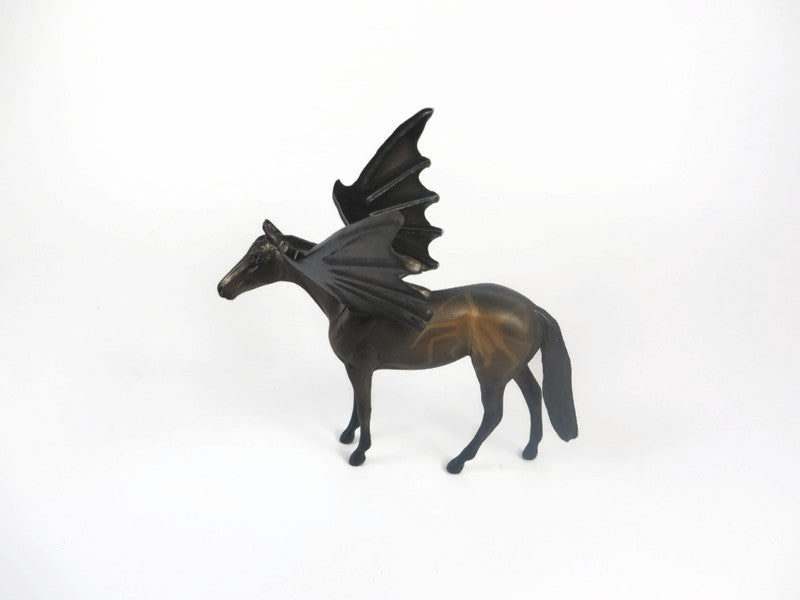 HEEBIE JEEBIES -- OOAK SPIDER DECORATOR THOROUGHBRED BAT CHIP BY KAYLA WESSE MM19