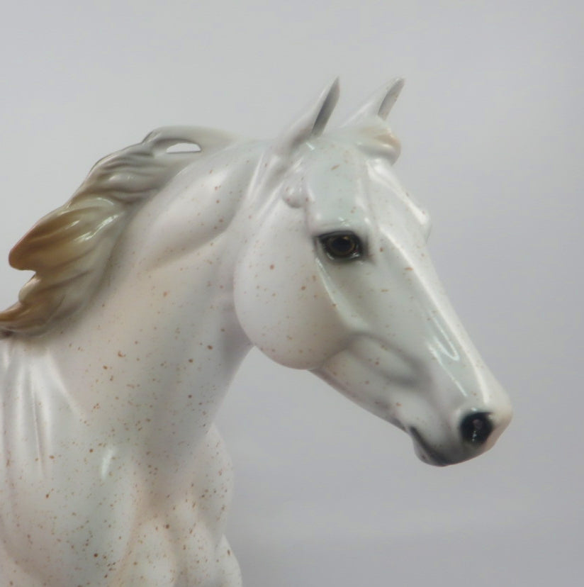 THE ASSASSIN-OOAK FLEABIT FOUNDATION QUARTER HORSE MODEL HORSE SB 20