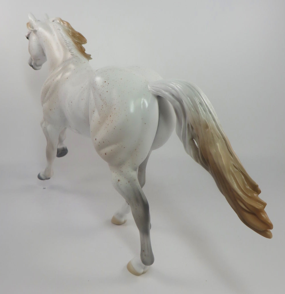 THE ASSASSIN-OOAK FLEABIT FOUNDATION QUARTER HORSE MODEL HORSE SB 20