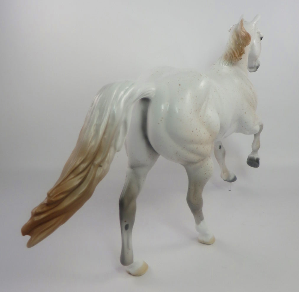 THE ASSASSIN-OOAK FLEABIT FOUNDATION QUARTER HORSE MODEL HORSE SB 20