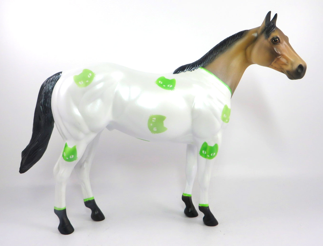 THE CATS PAJAMAS - LE-2 BUCKSKIN WITH PAJAMAS DECORATOR ISH MODEL HORSE BY DAWN QUICK PJ20