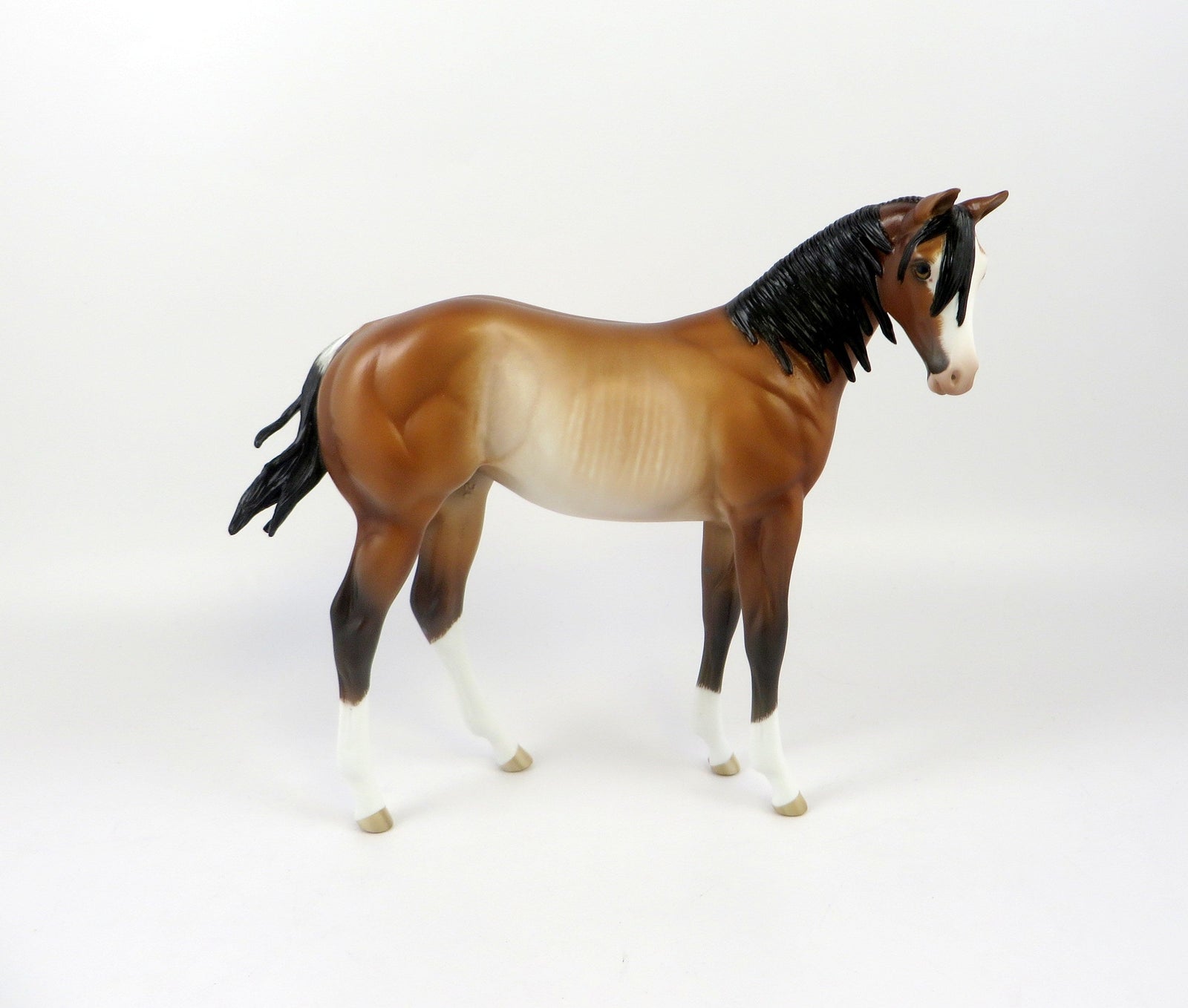 THEED-OOAK BAY RABICANO WEANLING MODEL HORSE BY SHERYL LEISURE EQ 19