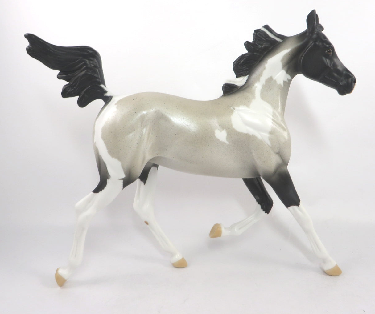 THREE KISSES- LE-4 GREY & WHITE PINTO YEARLING MODEL HORSE BY KAYLA WESSE SB20