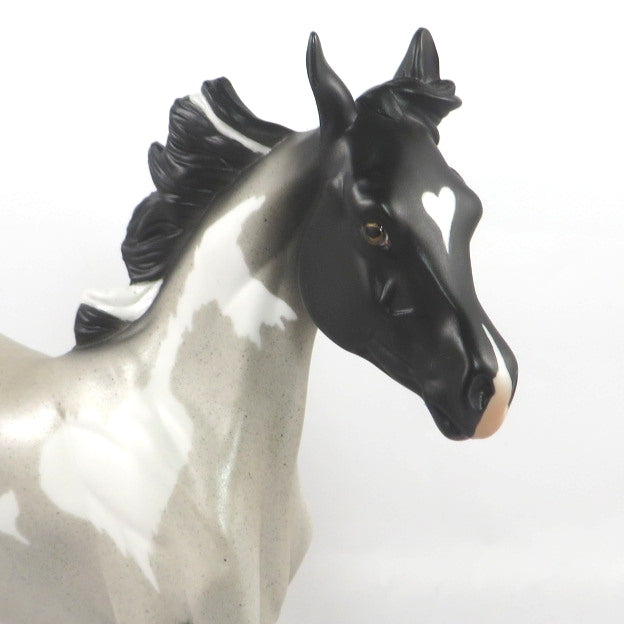 THREE KISSES- LE-4 GREY &amp; WHITE PINTO YEARLING MODEL HORSE BY KAYLA WESSE SB20