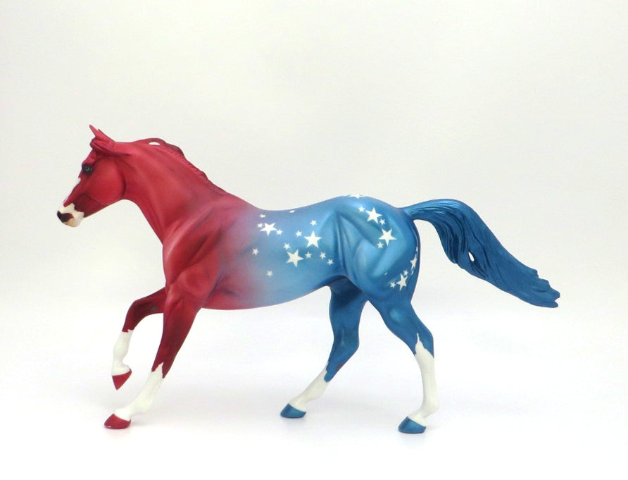 TORCH - LE-? FOUNDATION QUARTER HORSE MODEL HORSE EA20