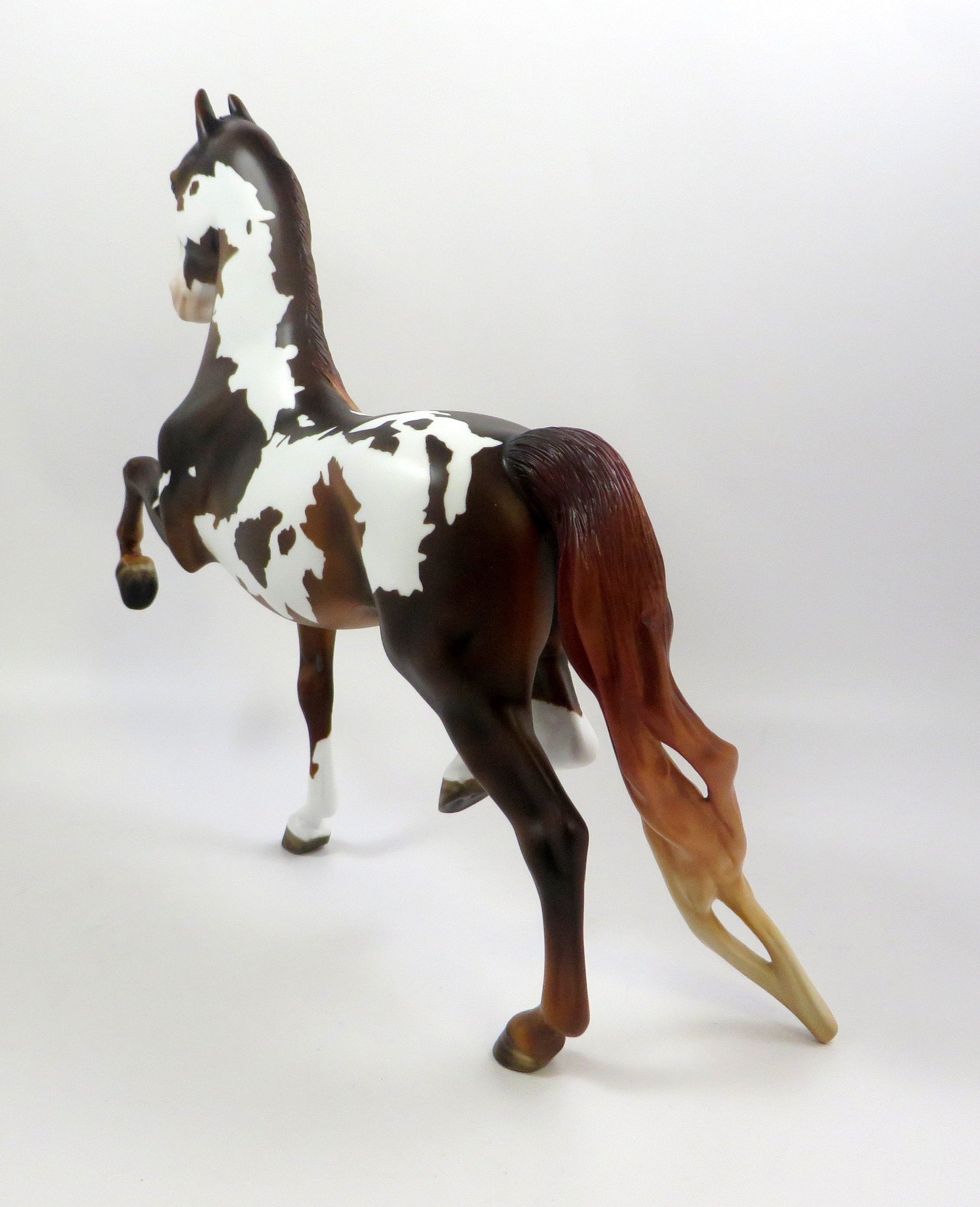 TZARINA-OOAK BAY PAINT SADDLEBRED MODEL HORSE EQ 19