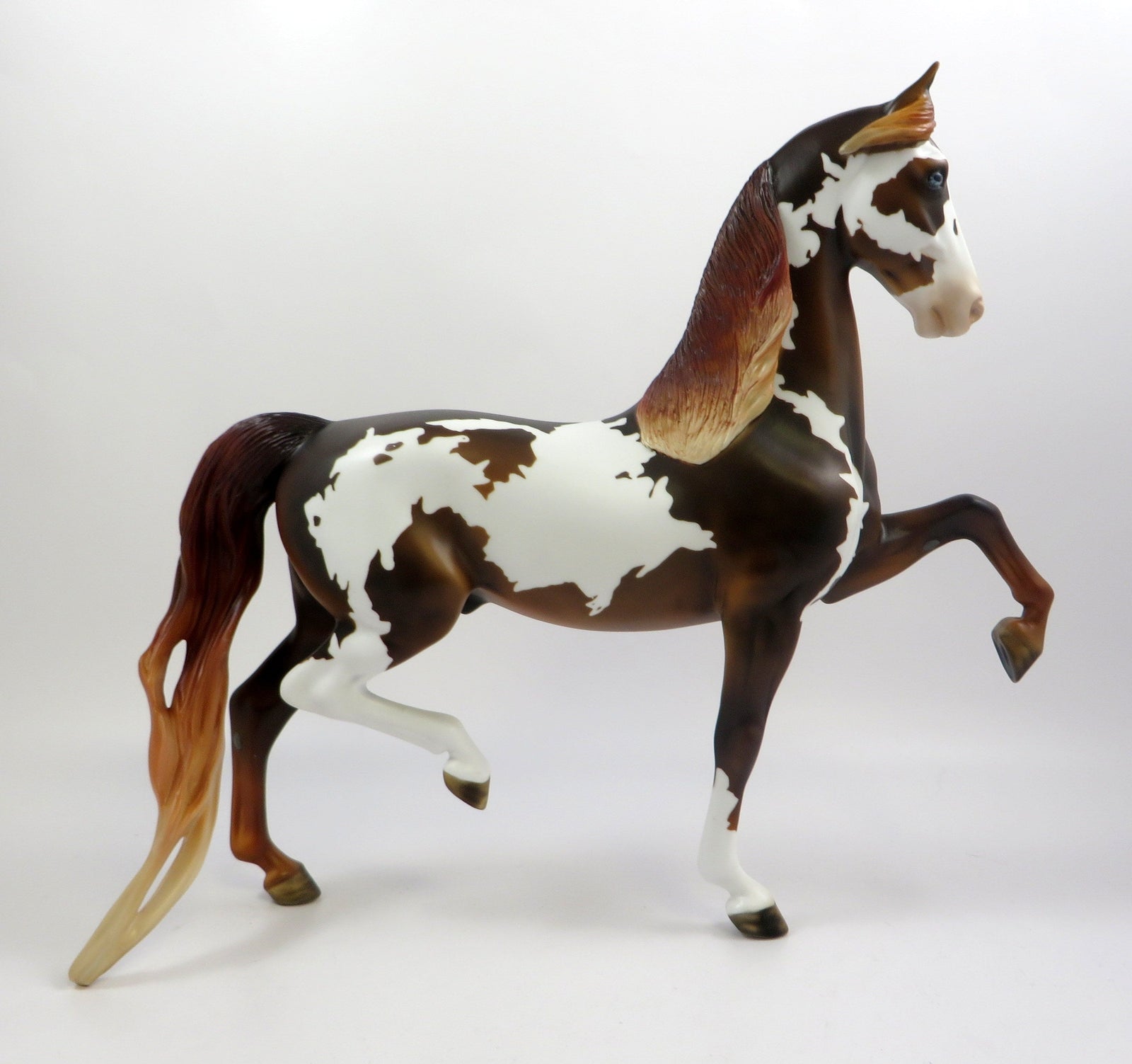 TZARINA-OOAK BAY PAINT SADDLEBRED MODEL HORSE EQ 19