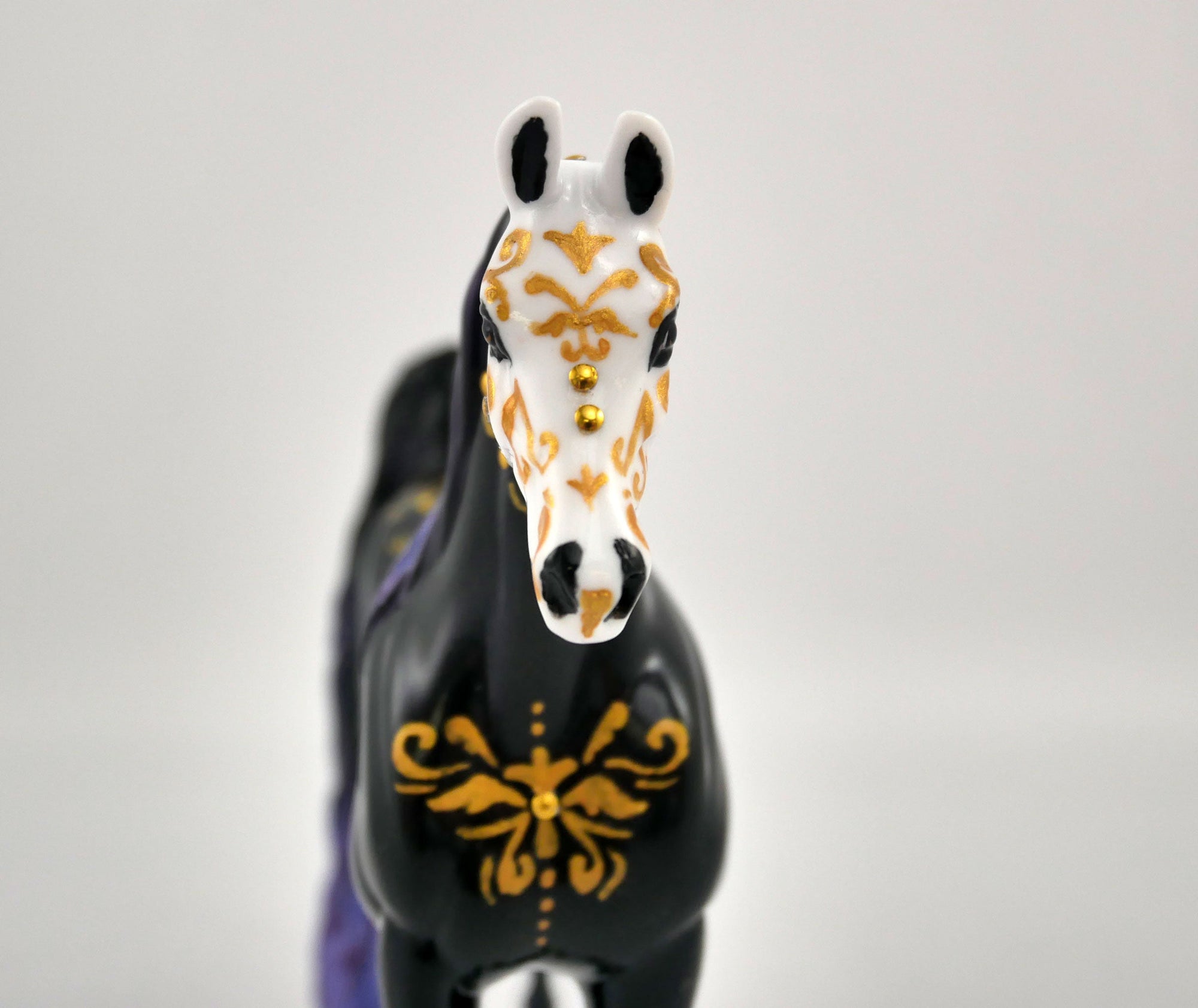 Versa&#39; Chi By Night-OOAK Sugar Skull Saddlebred By Jas  MM 2020