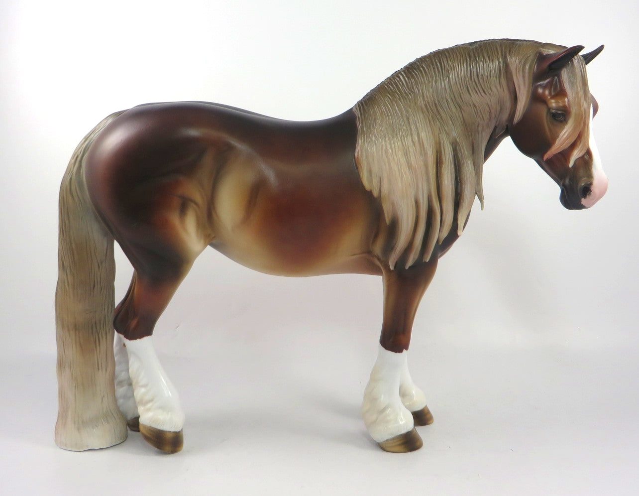 VICTORY- OOAK DARK DAPPLE CHESTNUT WITH FLAXEN MANE &amp; TAIL HD MODEL HORSE BY MISSY FOX SB20