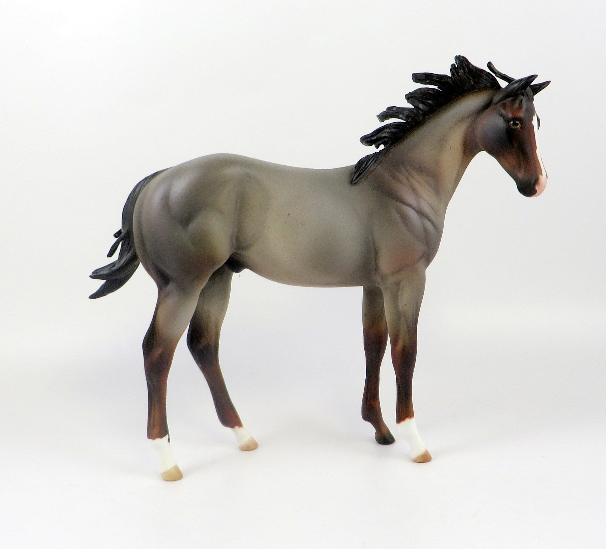 VLAD-OOAK BAY ROAN WEANLING MODEL HORSE EQ 19