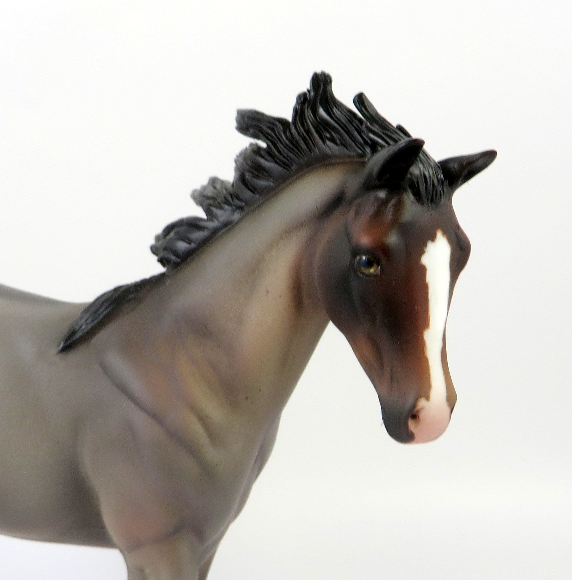 VLAD-OOAK BAY ROAN WEANLING MODEL HORSE EQ 19