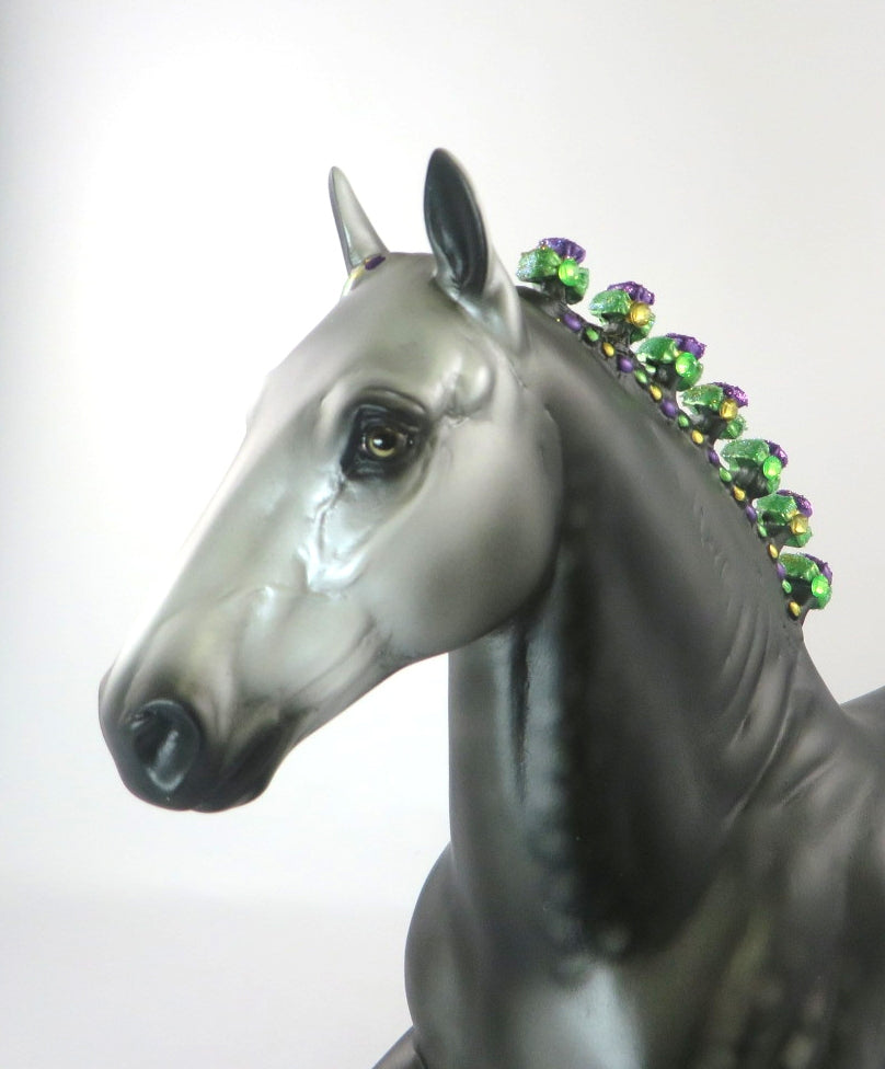 VOODOO-LE-6 DARK DAPPLE BAY TROTTING DRAFTER MARDI GRAS SPECIAL