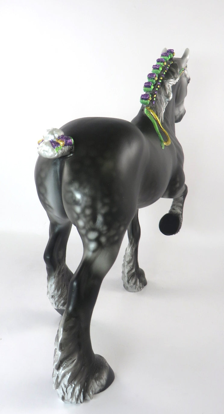 VOODOO-LE-6 DARK DAPPLE BAY TROTTING DRAFTER MARDI GRAS SPECIAL