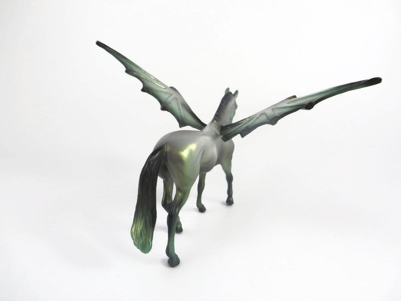 FESTER -OOAK HALLOWEEN WARMBLOOD BAT CHIP MODEL HORSE BY MISSY FOX MM19