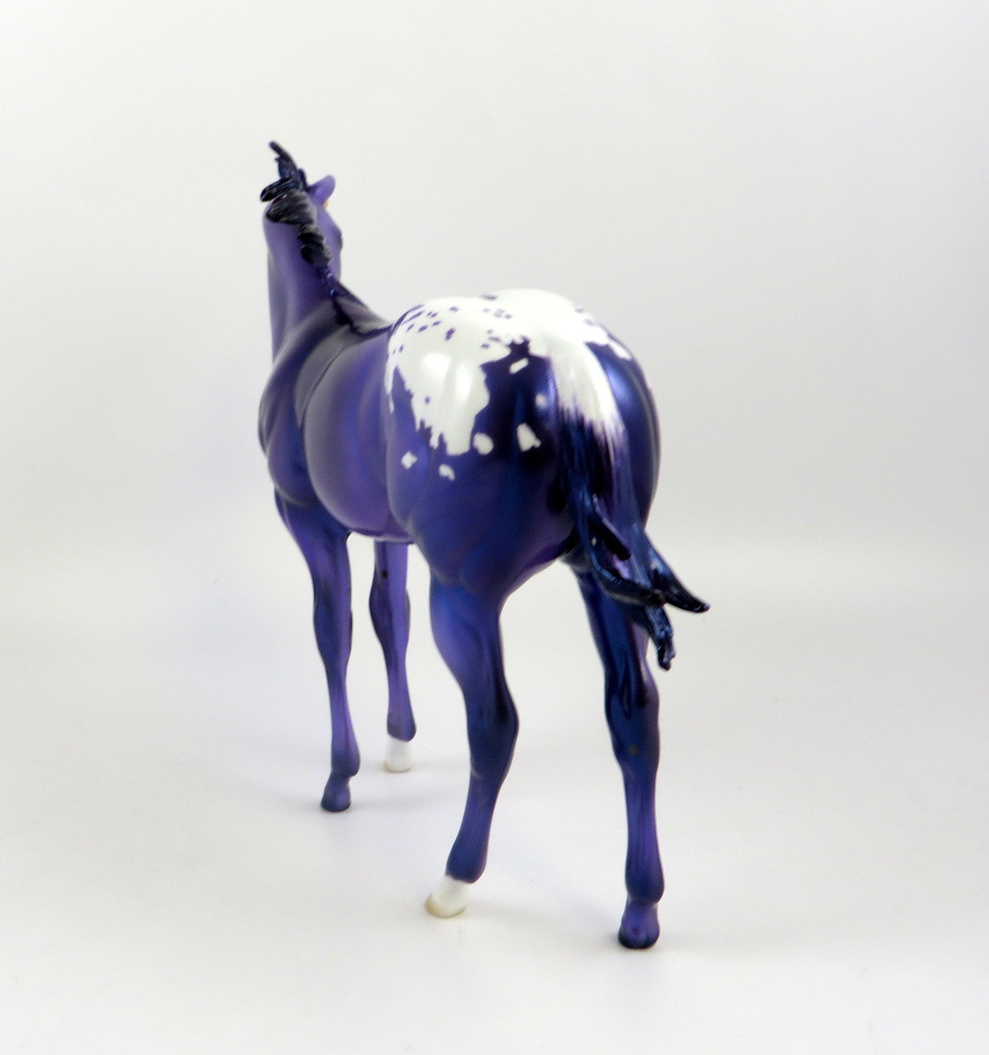 AMETHYST UNICORN WEANLING MODEL HORSE EQ 19