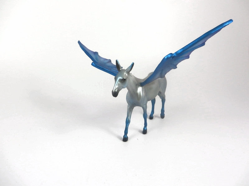 SUPERSTITION -OOAK BLUE HALLOWEEN DECORATOR MULE BAT CHIP BY MISSY FOX MM 19