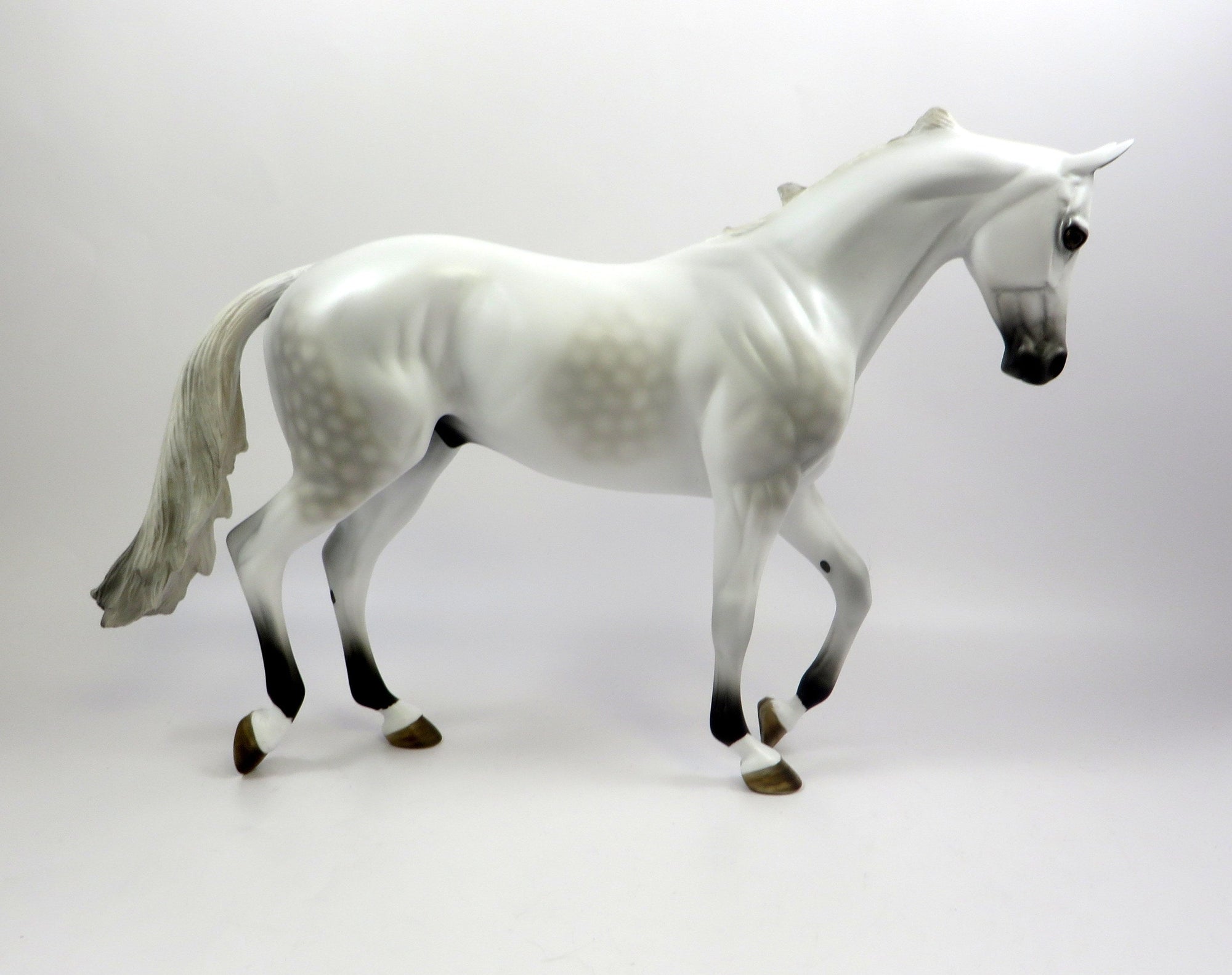 WHITE KNIGHT-OOAK DAPPLE GREY THOROUGHBRED MODEL HORSE EQ 19