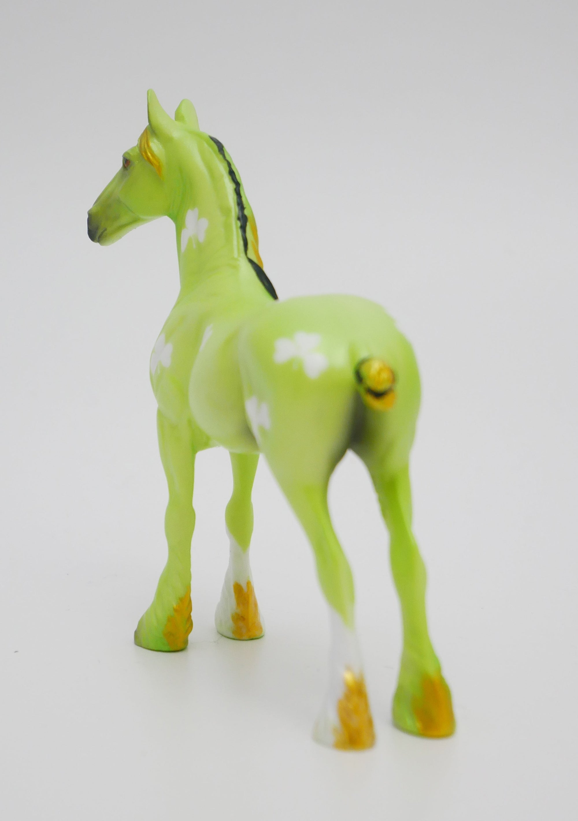 WHO SAYS IT&#39;S NOT EASY BEING GREEN - OOAK  ST. PATRICKS DAY DECO STANDING DRAFT BY JAS FANNING 3/13/20