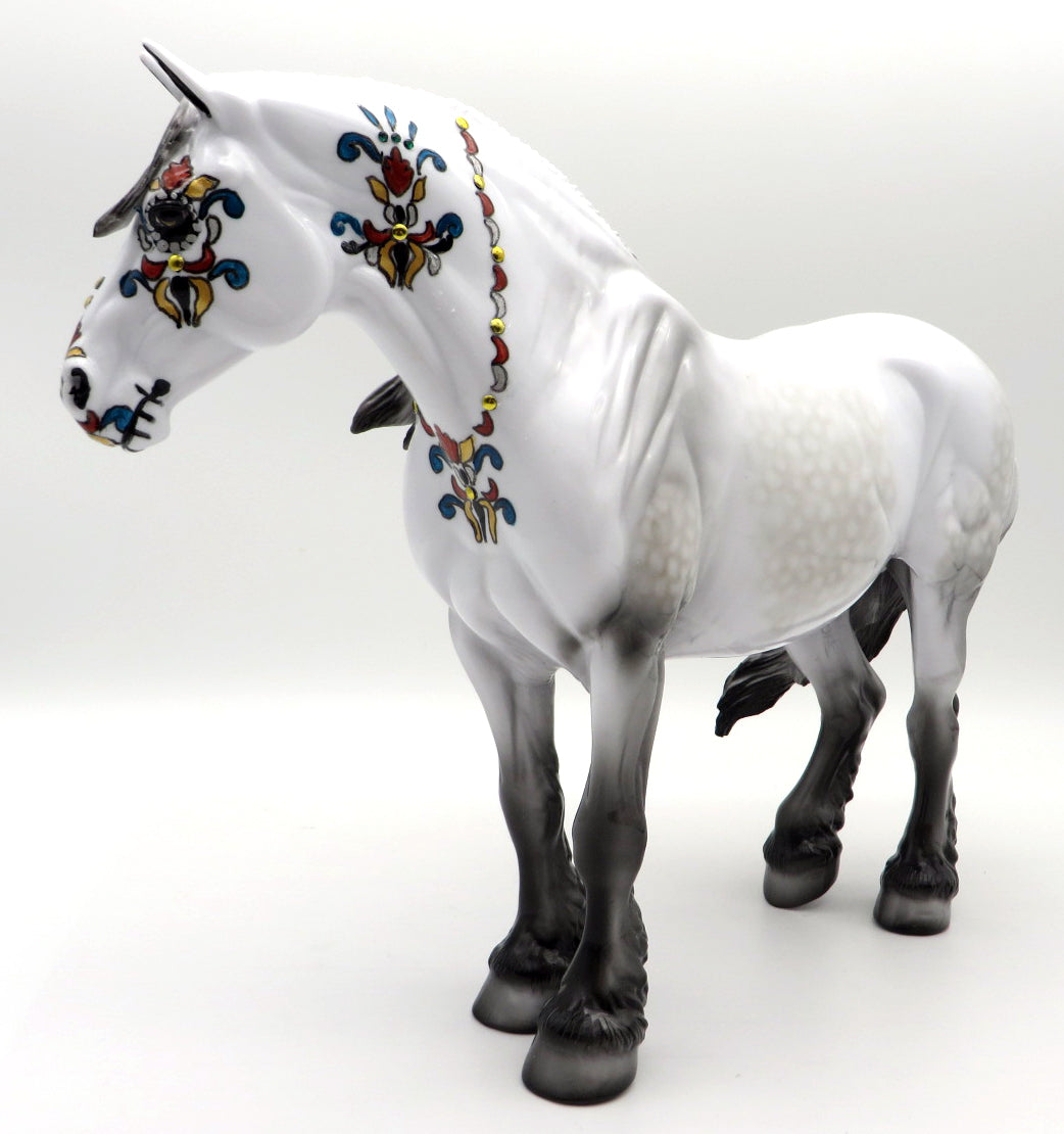 Winnie - OOAK Sugar Skull Decorator Draft Mare by Dawn - MM 2021