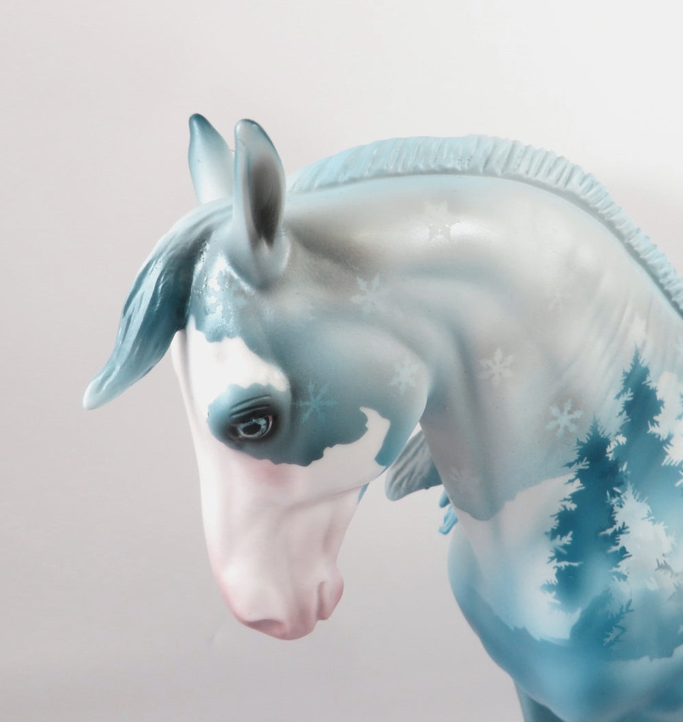 WINTER WILDLIFE  - OOAK WINTER SCENE DECORATOR ANDALUSIAN  BY DAWN QUICK WHS19