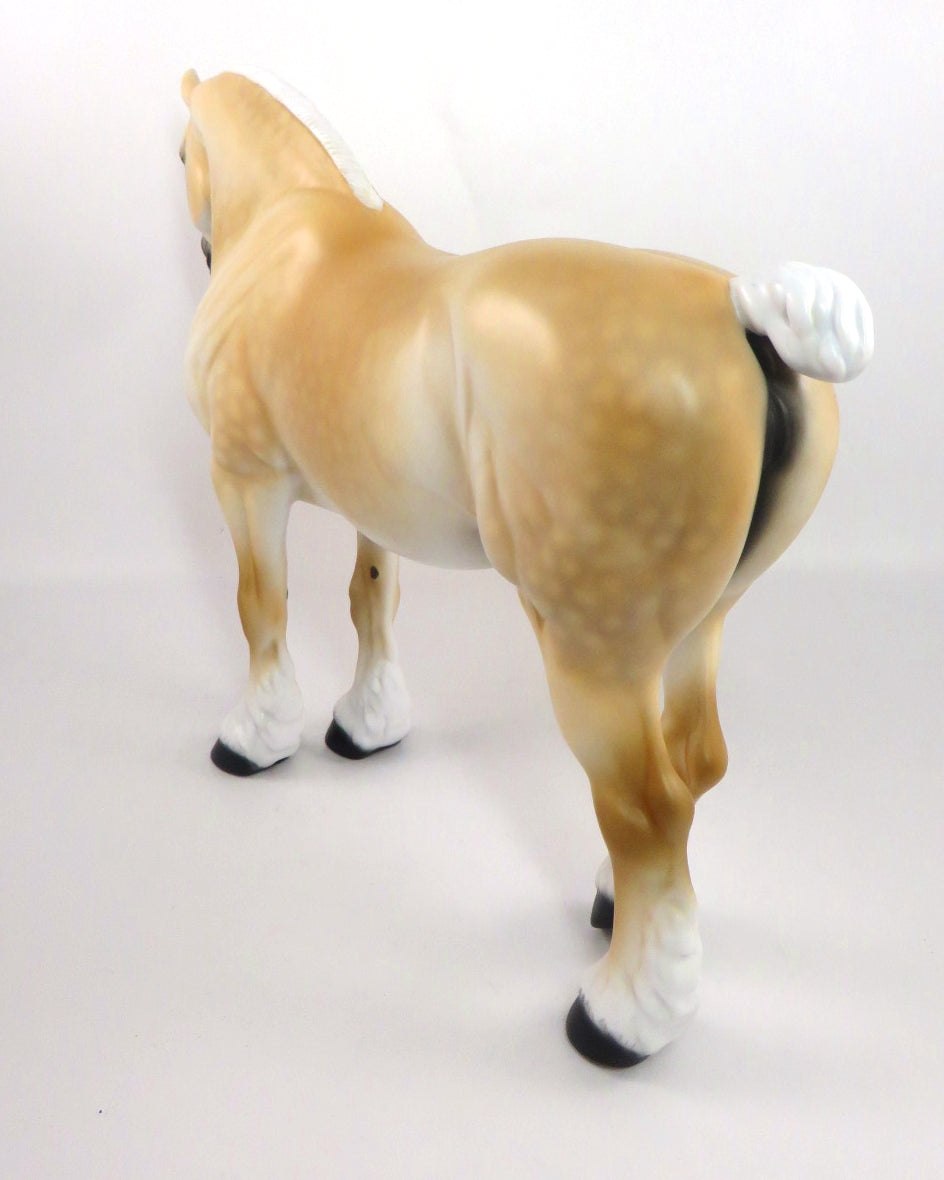 WITH ALL MY HEART-OOAK LIGHT CHESTNUT HEAVY DRAFT MARE MODEL HORSE