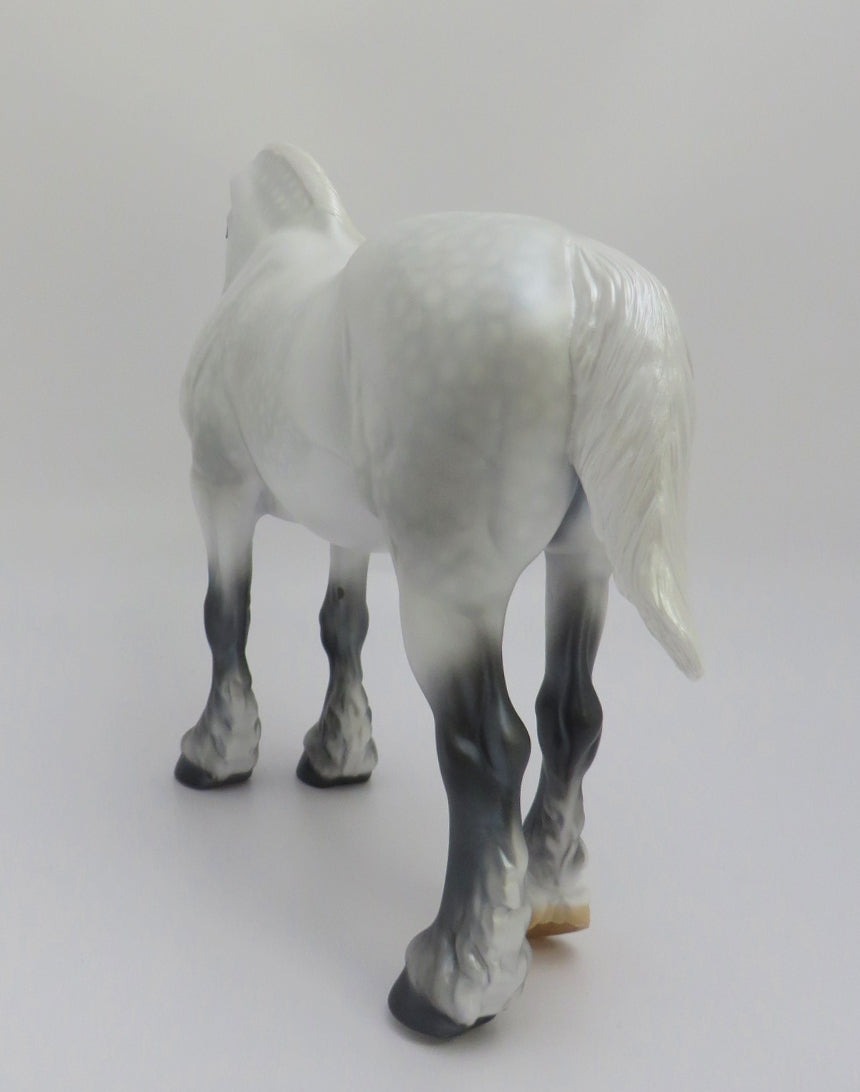 WOODEN NICKEL - LE-14 DAPPLE GREY HEAVY DRAFT MARE EA/MW 2020