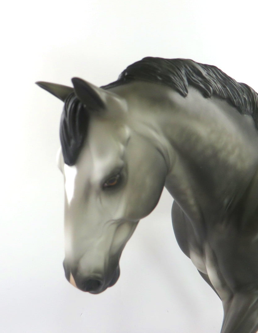 WOOLEN MITTENS - OOAK DARK DAPPLE GREY IRISH DRAFT BY SHERYL LEISURE WHS19