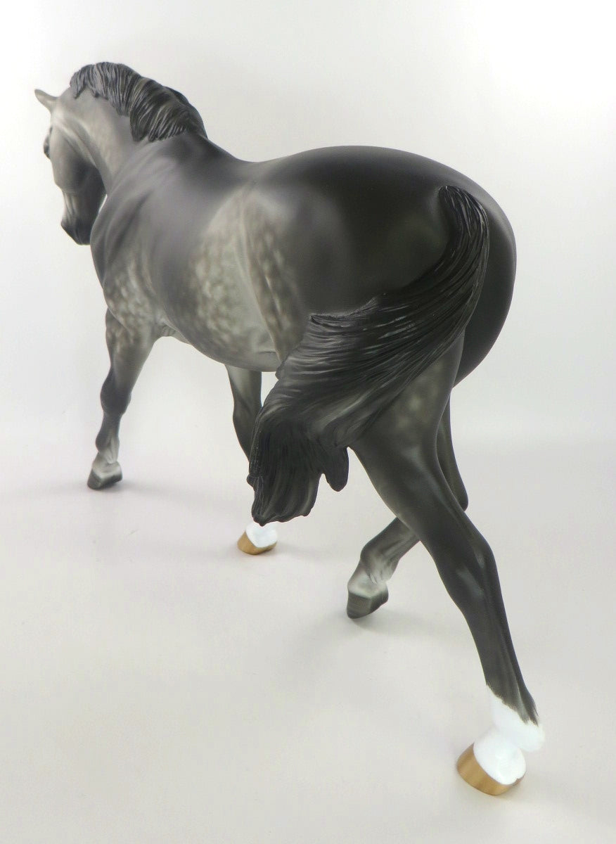 WOOLEN MITTENS - OOAK DARK DAPPLE GREY IRISH DRAFT BY SHERYL LEISURE WHS19