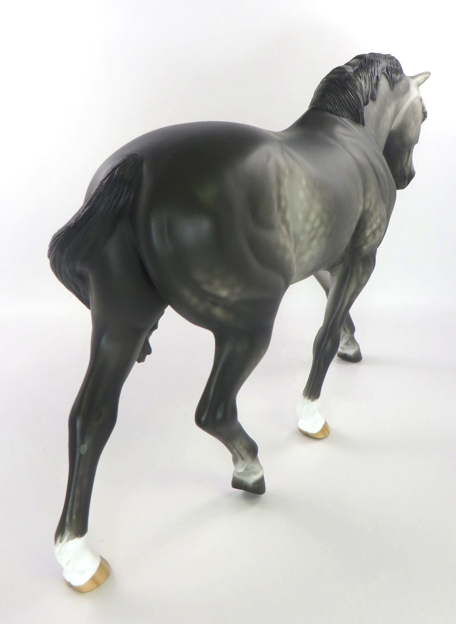 WOOLEN MITTENS - OOAK DARK DAPPLE GREY IRISH DRAFT BY SHERYL LEISURE WHS19