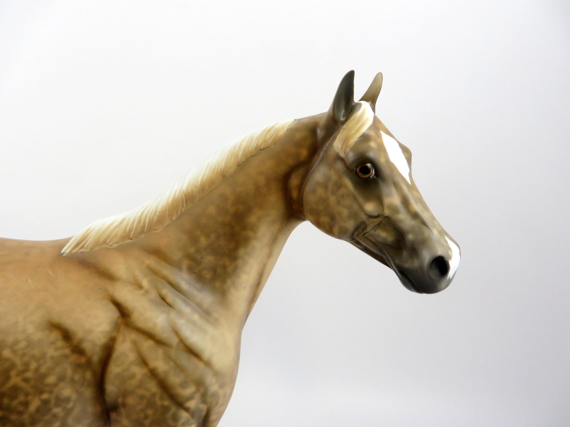 WYOT-OOAK SOOTY PALOMINO ISH MODEL HORSE BY AL EQ 2019