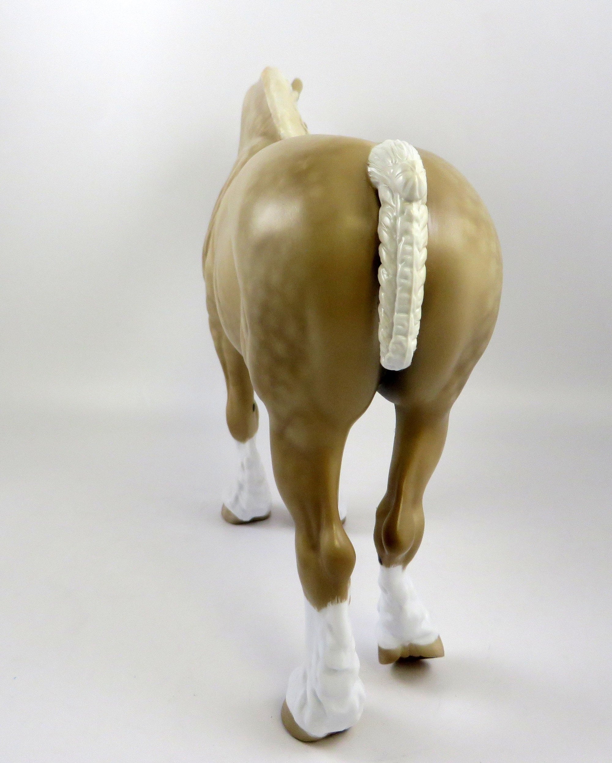 XANADU-OOAK PALOMINO HEAVY DRAFT BY SHERYL LEISURE EQ 19