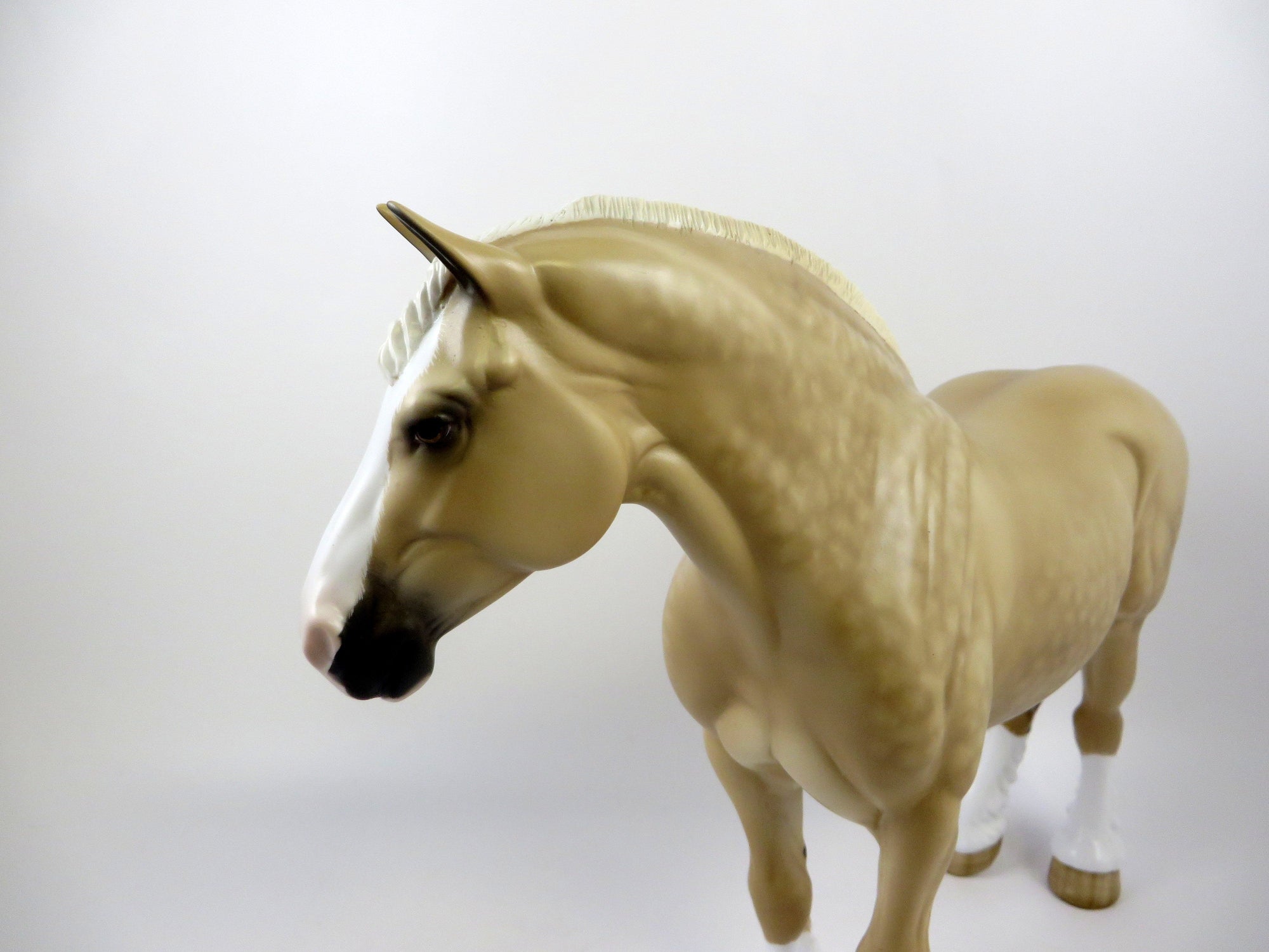 XANADU-OOAK PALOMINO HEAVY DRAFT BY SHERYL LEISURE EQ 19