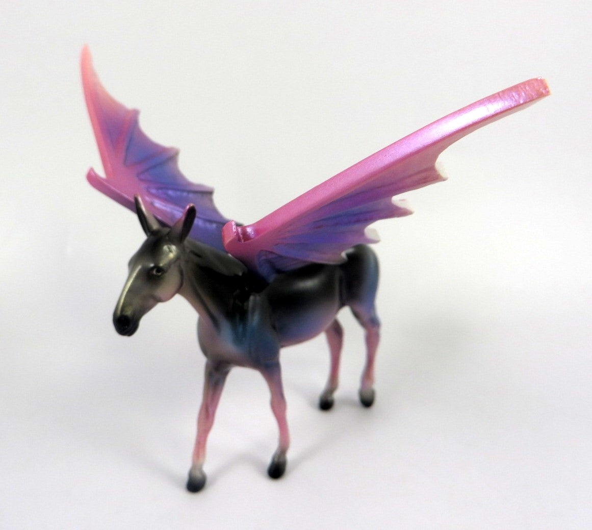 XANDER-OOAK PURPLE MULE BAT CHIP DECORATOR BY MISSY FOX MM19