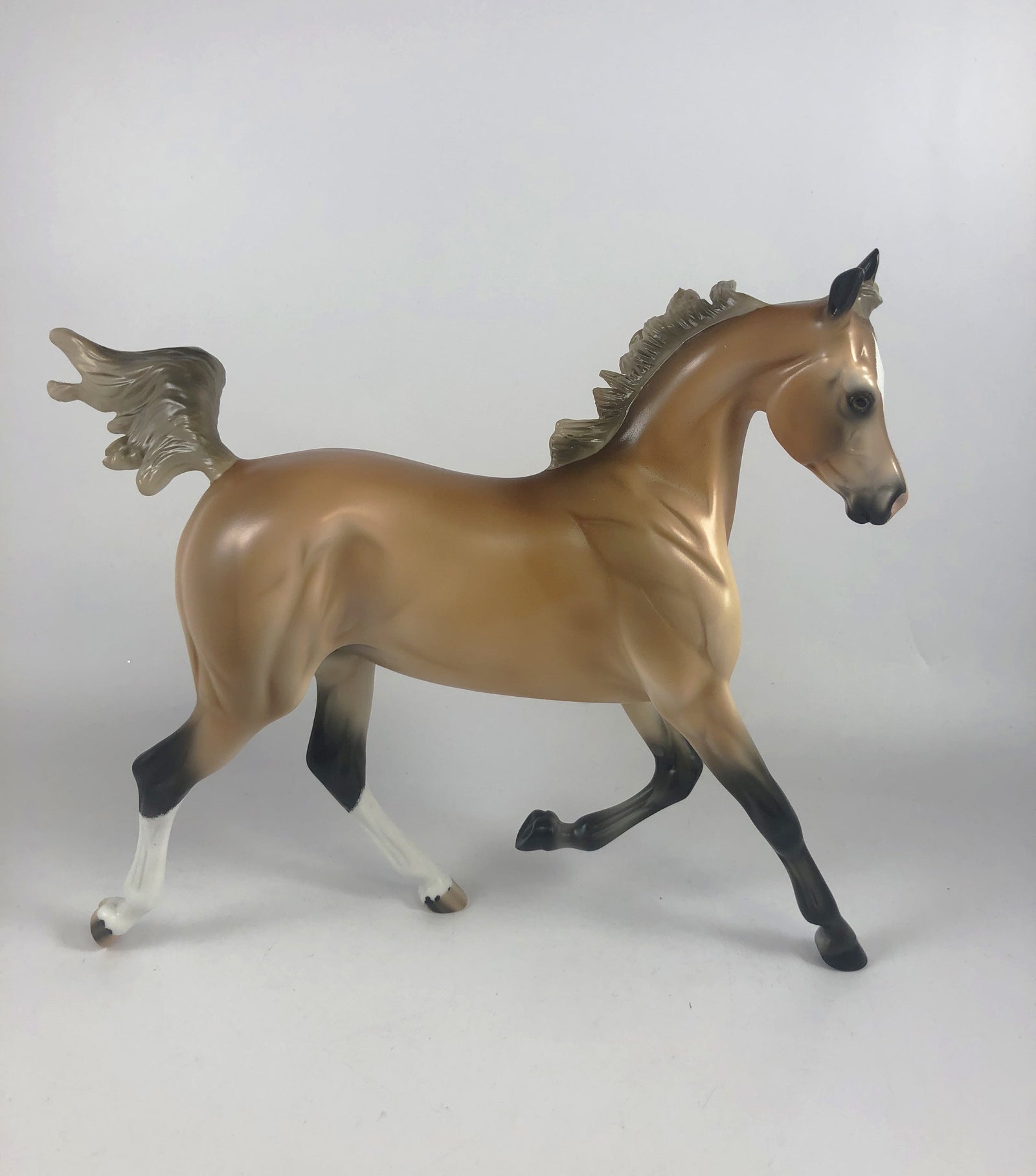 CARAMEL DIP -OOAK CHESTNUT YEARLING MODEL HORSE BY AUDREY DIXON MM 19