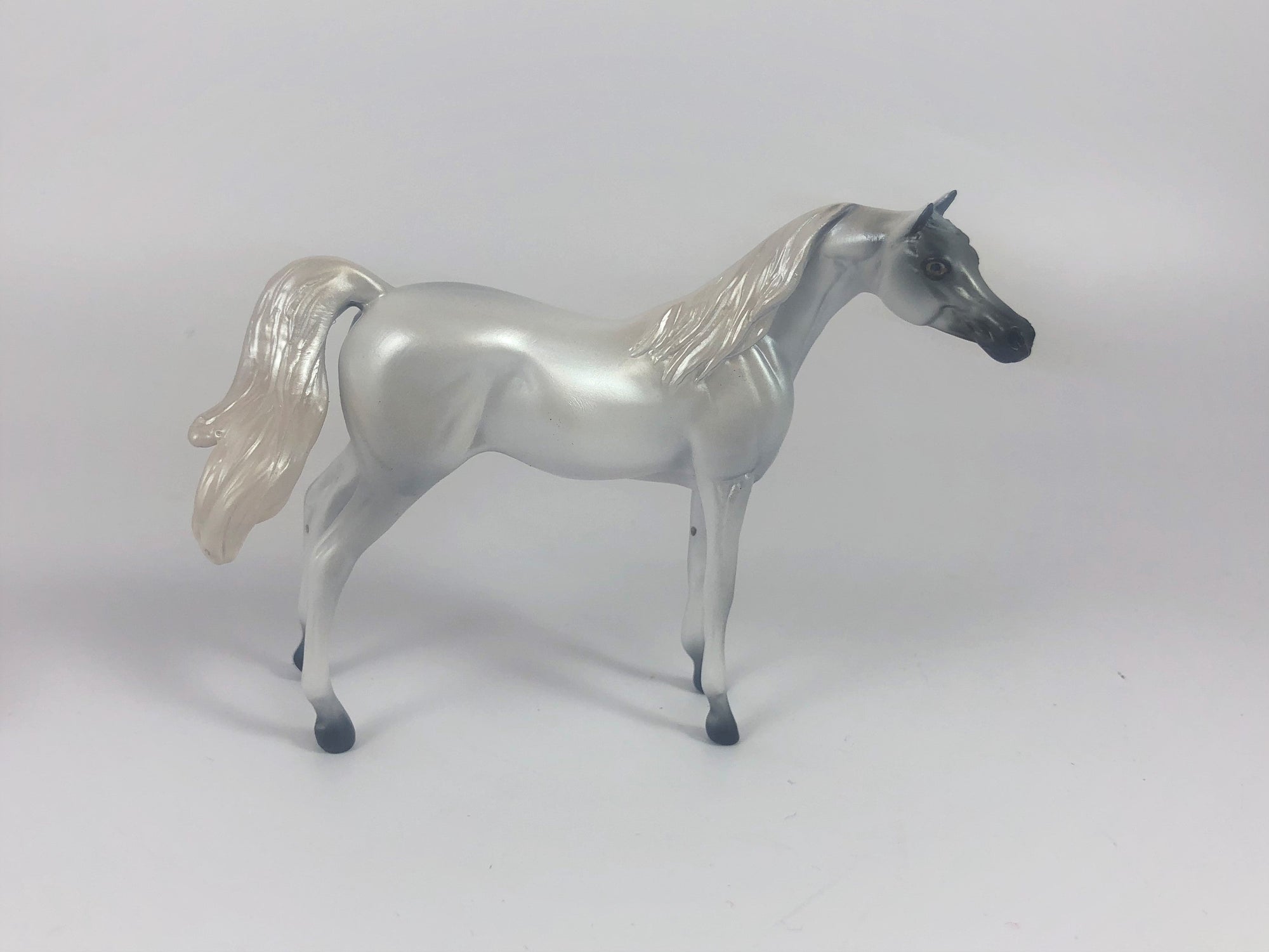 YOCHI - OOAK WHITE CM ARABIAN CHIP BY MISSY FOX LHS19