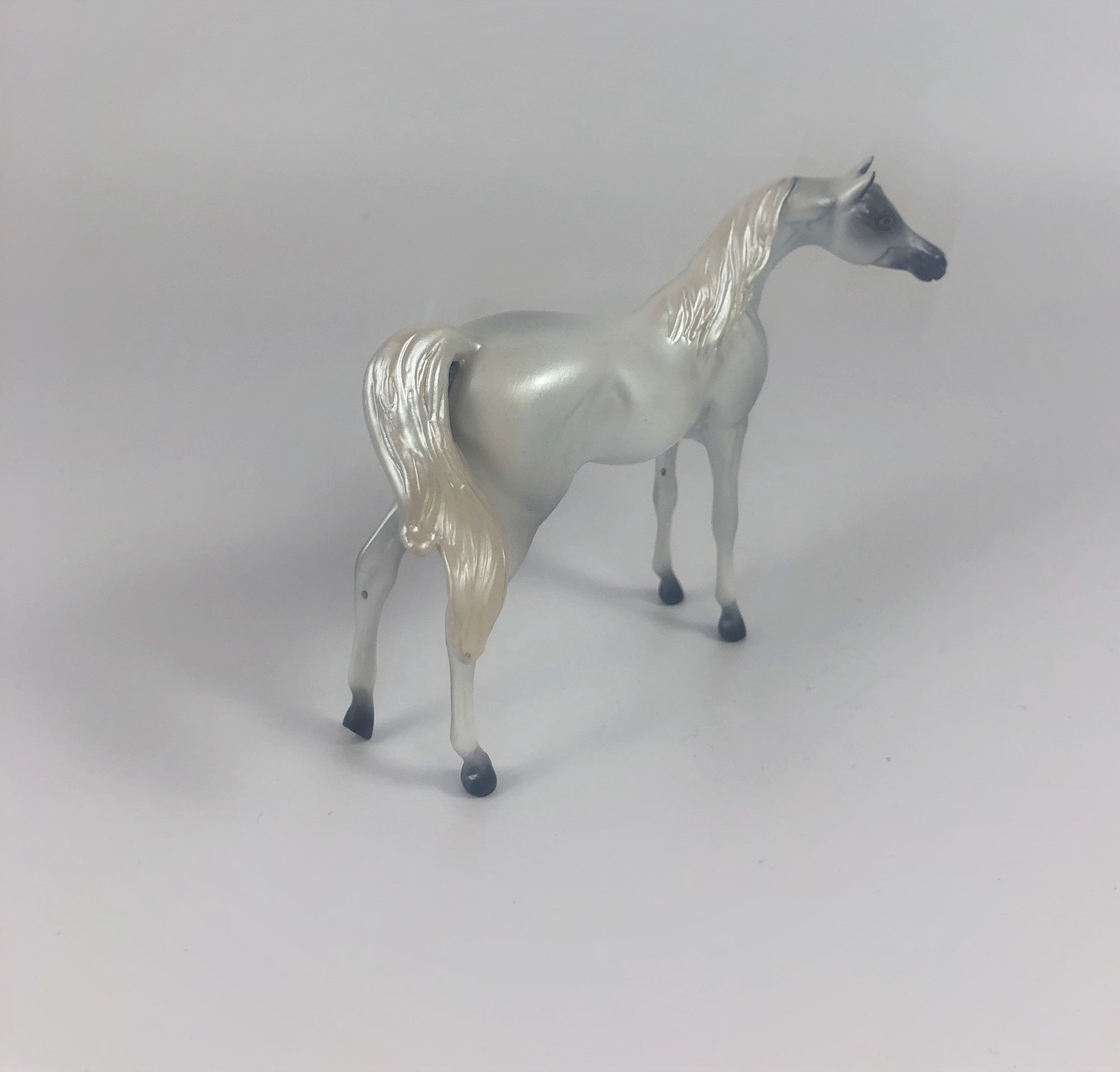 YOCHI - OOAK WHITE CM ARABIAN CHIP BY MISSY FOX LHS19